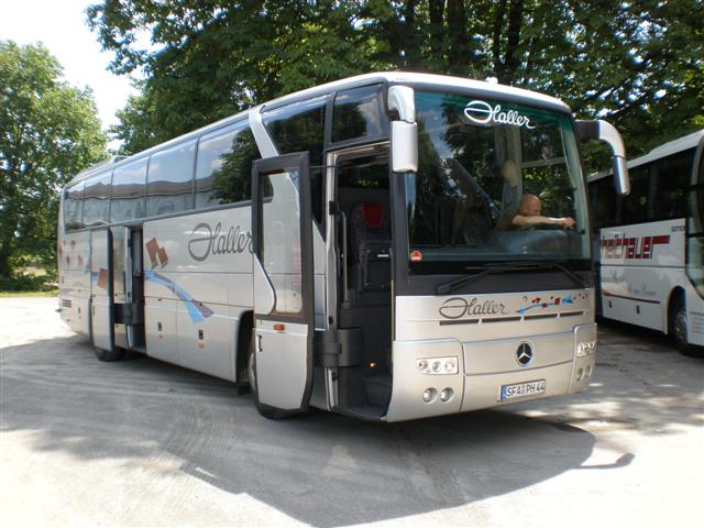 Mercedes O 350 RHD Tourismo Haller Dorfmark SFA-PH 44