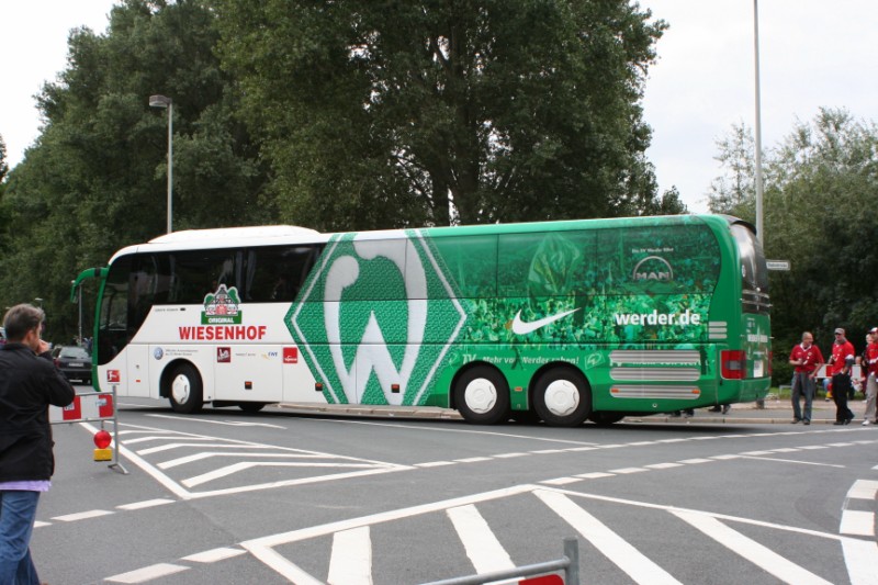 Mannschaftsbus Werder Bremen HB-WB 304