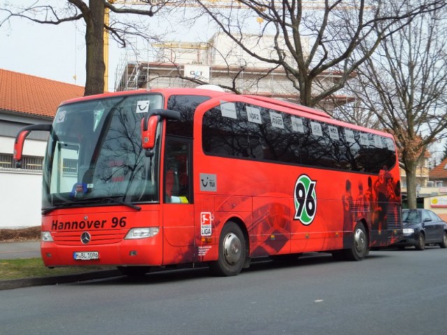 üstra-Reisen H-BL 1096 Mannschaftsbus Hannover 96