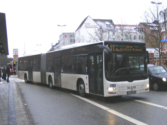 KVG Kiel Vorführbus H-CK 8679